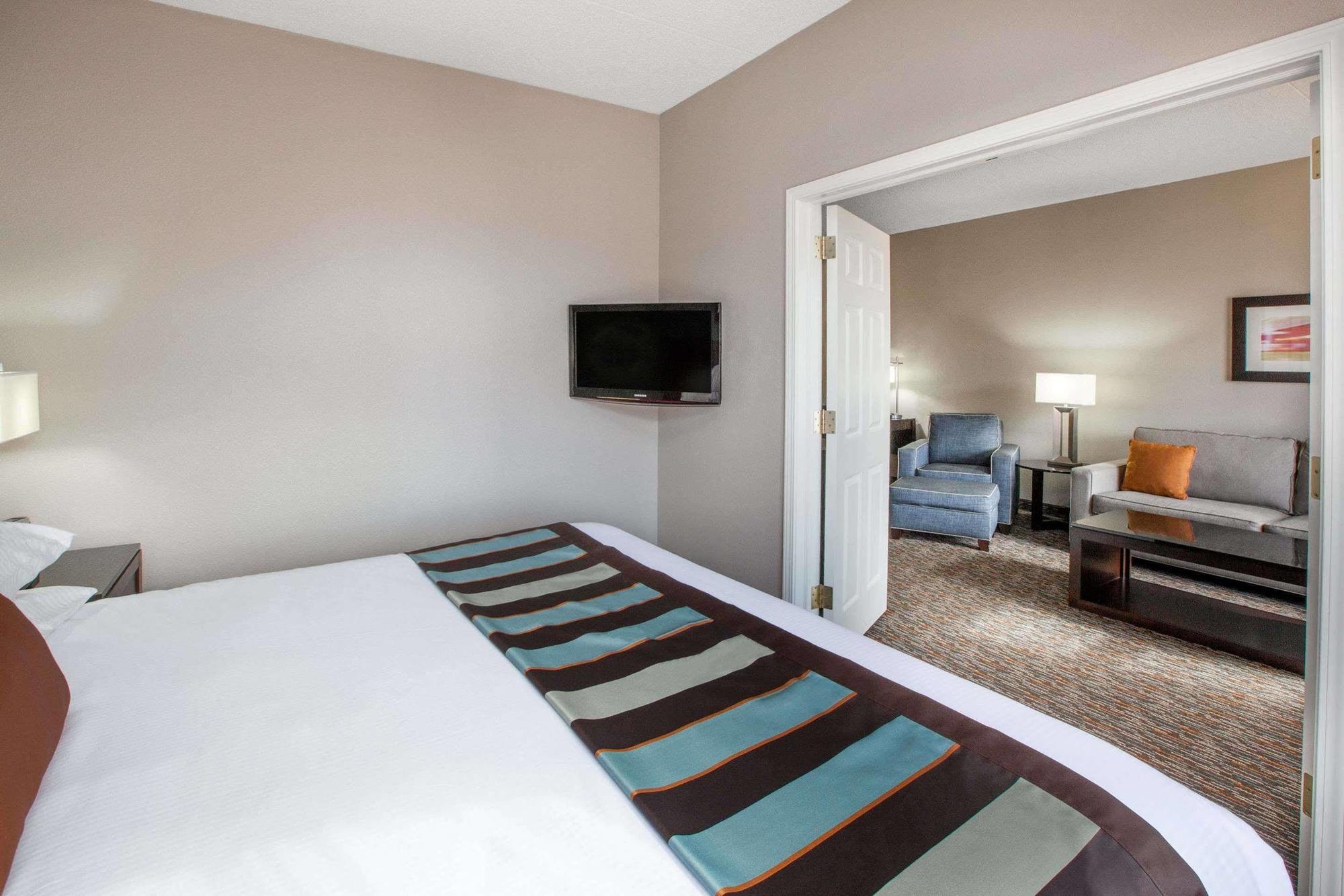 Wingate By Wyndham Sylvania-Toledo Exterior photo